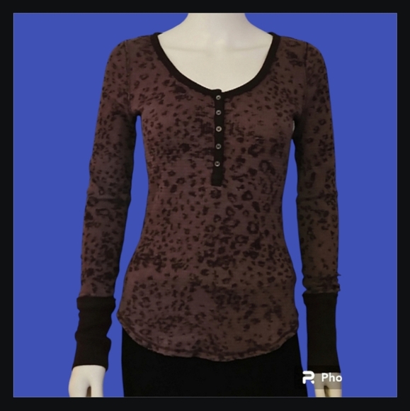 WE THE FREE Purple Leopard Print Waffle Long Sleeve Henley Shirt - Picture 1 of 7